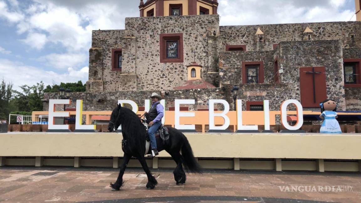 El caballo de 250 mil dólares que ex Gobernador Sandoval regaló a ‘El Bronco’, Gobernador de Nuevo León