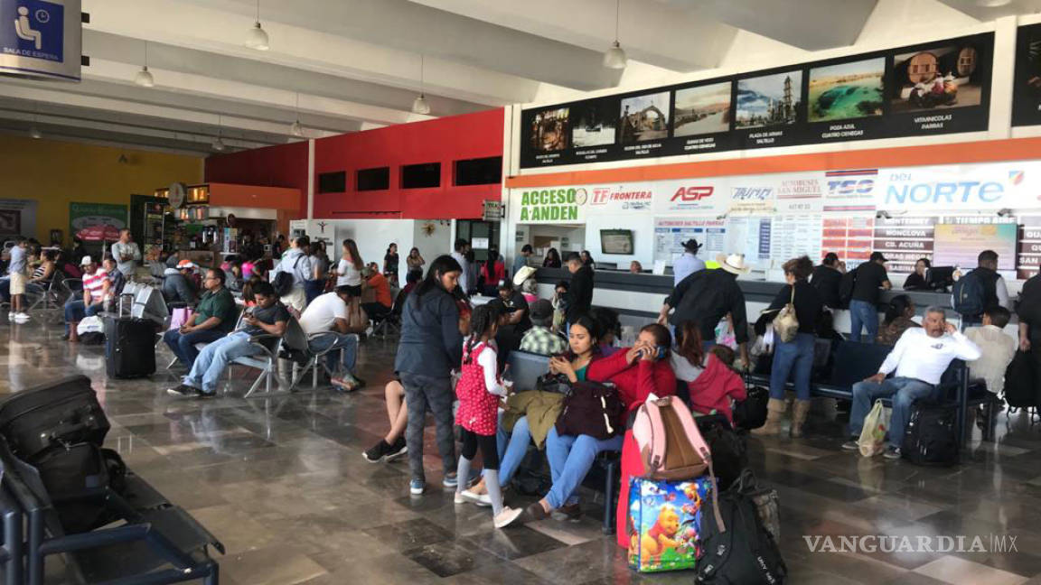 En la Central de Autobuses de Saltillo no respetan tarifas preferenciales para estudiantes, denuncian viajeros
