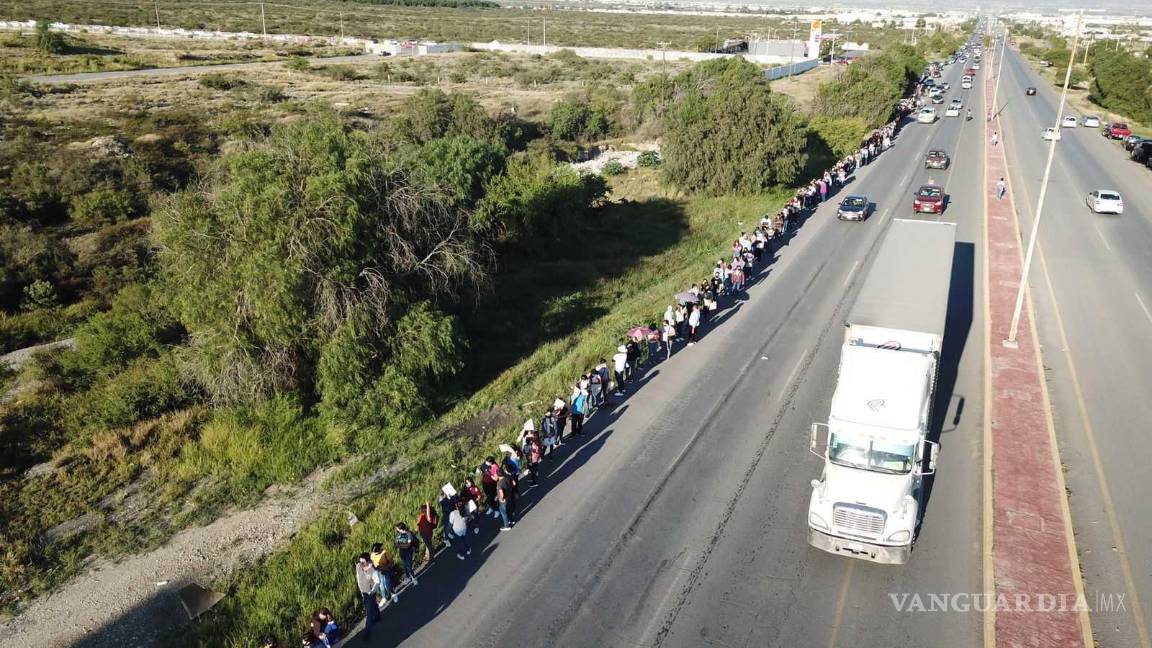 $!Arranca jornada de vacunación para 18 a 29 años en Ciudad Universitaria de Saltillo