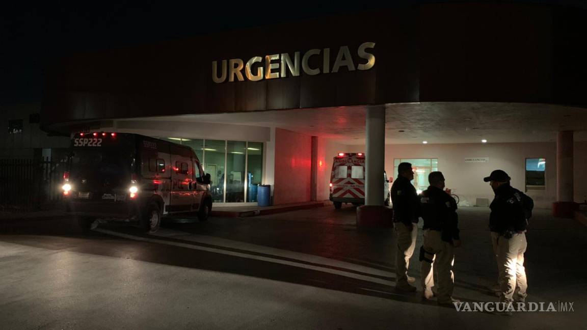 Bomberos rescatan de ducto a empleado en fábrica de Ramos Arizpe