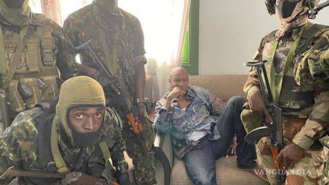 Gobierno en Guinea fue disuelto, asegura coronel del ejército