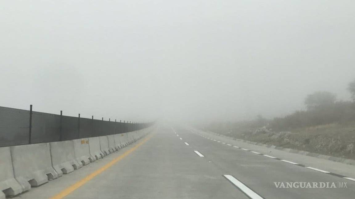 Cierran autopista Saltillo-Monterrey en ambos sentidos por mal clima; tramo libre, Libramiento y Carretera 57 con transito lento