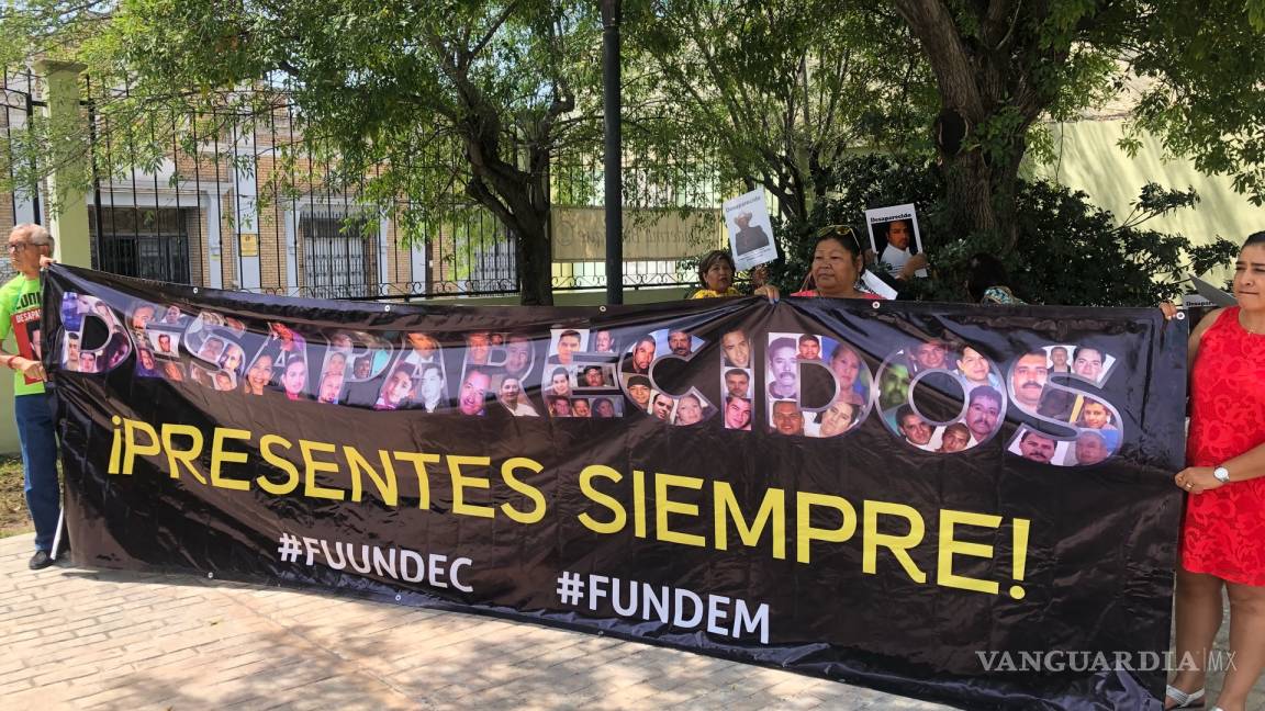 '¡Vivos se los llevaron, vivos los queremos!': Madres de Coahuila parten a la CDMX a marcha del 10 de mayo