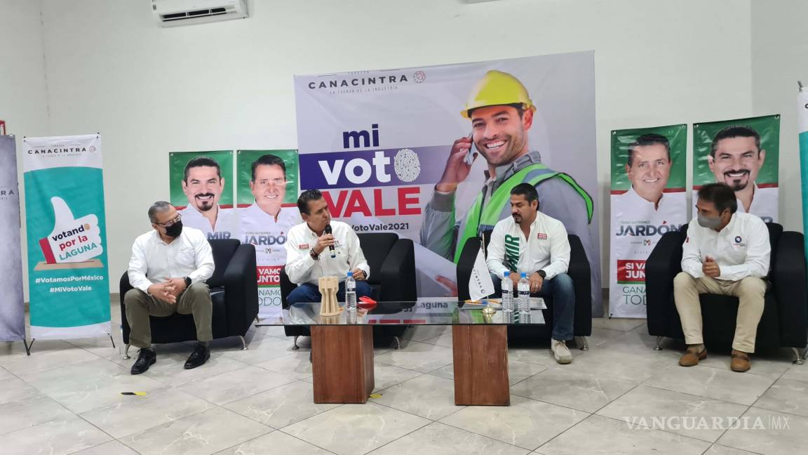 Candidatos del PRI buscan una diputación; dialogan con empresarios de Torreón