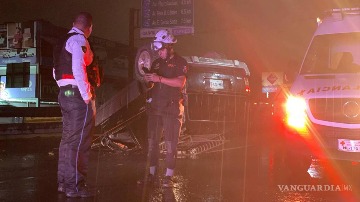 Saldo de un fallecido en un accidente vial, así como inundaciones dejan lluvias en Nuevo León