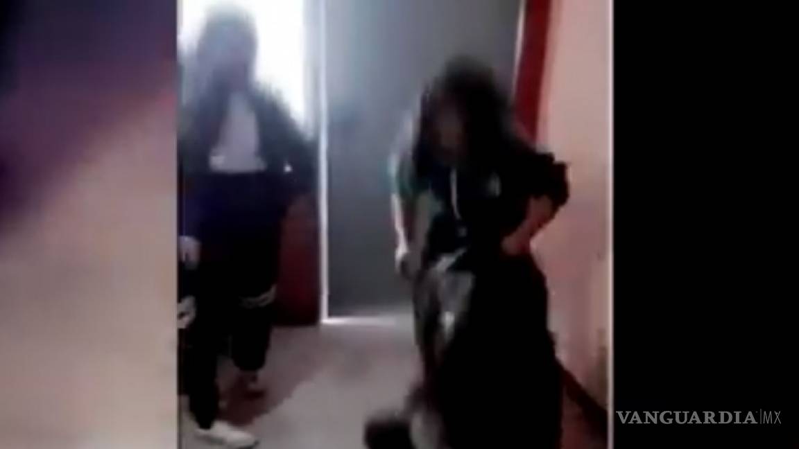 Golpean estudiantes a compañera en Hidalgo
