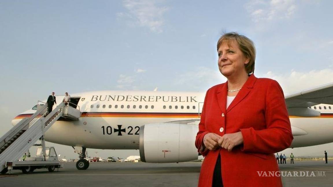 Avión de Angela Merkel aterriza de emergencia