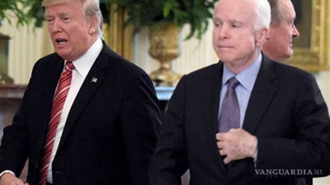 Senador McCain veta a Trump de su funeral