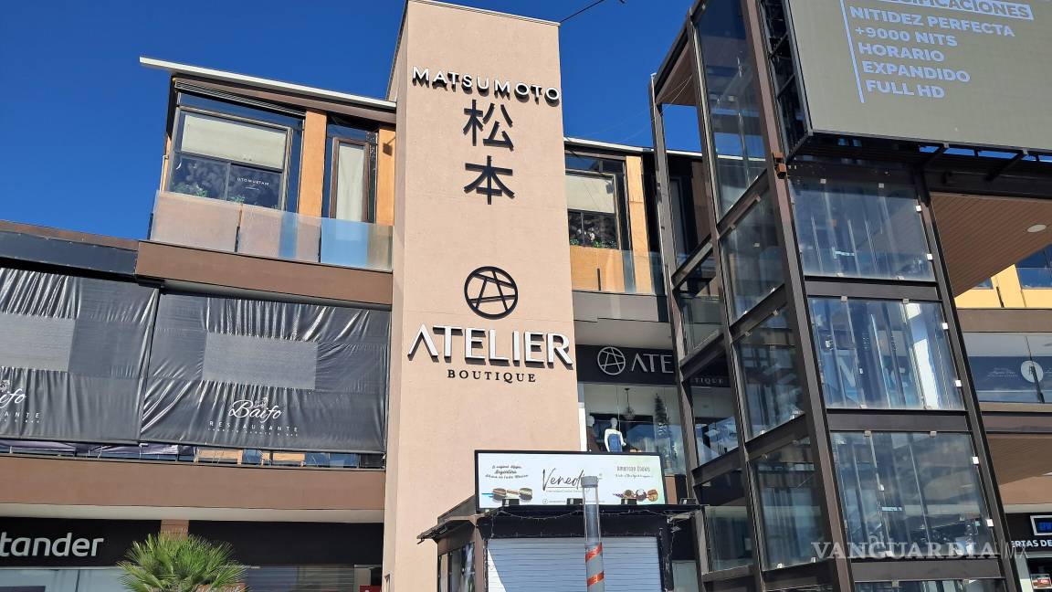 $!Familias y grupos aprovecharon la apertura de algunos restaurantes para convivir en Navidad sin tener que cocinar en casa.