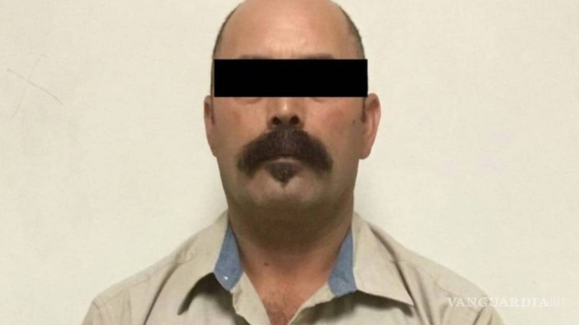 EU deporta a tres fugitivos buscados en México