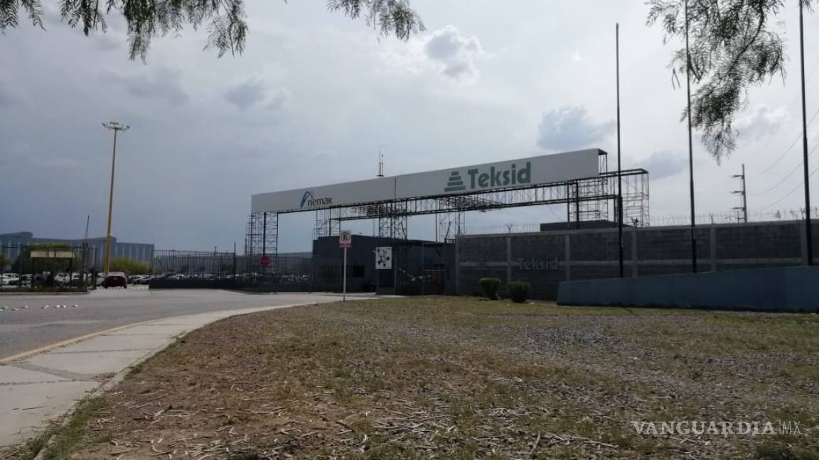 Sindicato de Gomez Urrutia se compromete a apoyar a trabajadores de Teksid y reintegrar a los despedidos