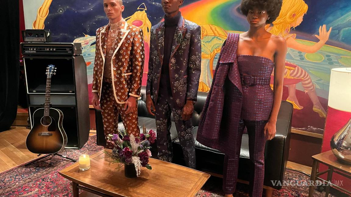 $!Modelos posan con creaciones de la diseñadora Patricia Voto para la colección de otoño de la marca sostenible One/Of en Nueva York.