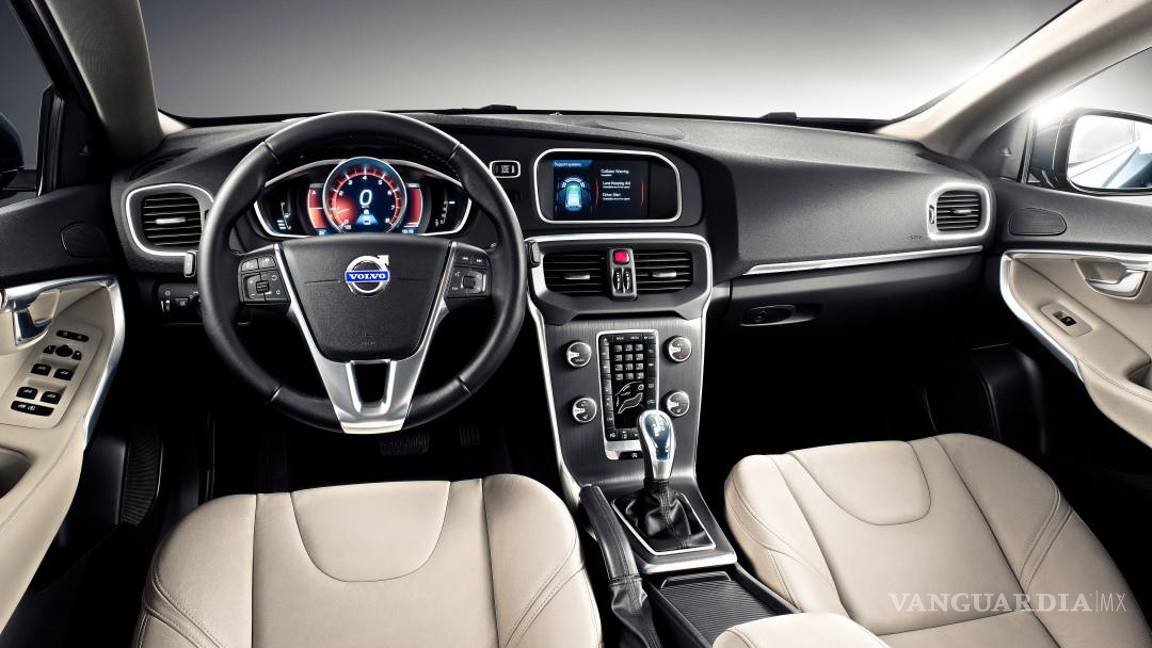 $!Volvo V40, equilibrado en todos los sentidos