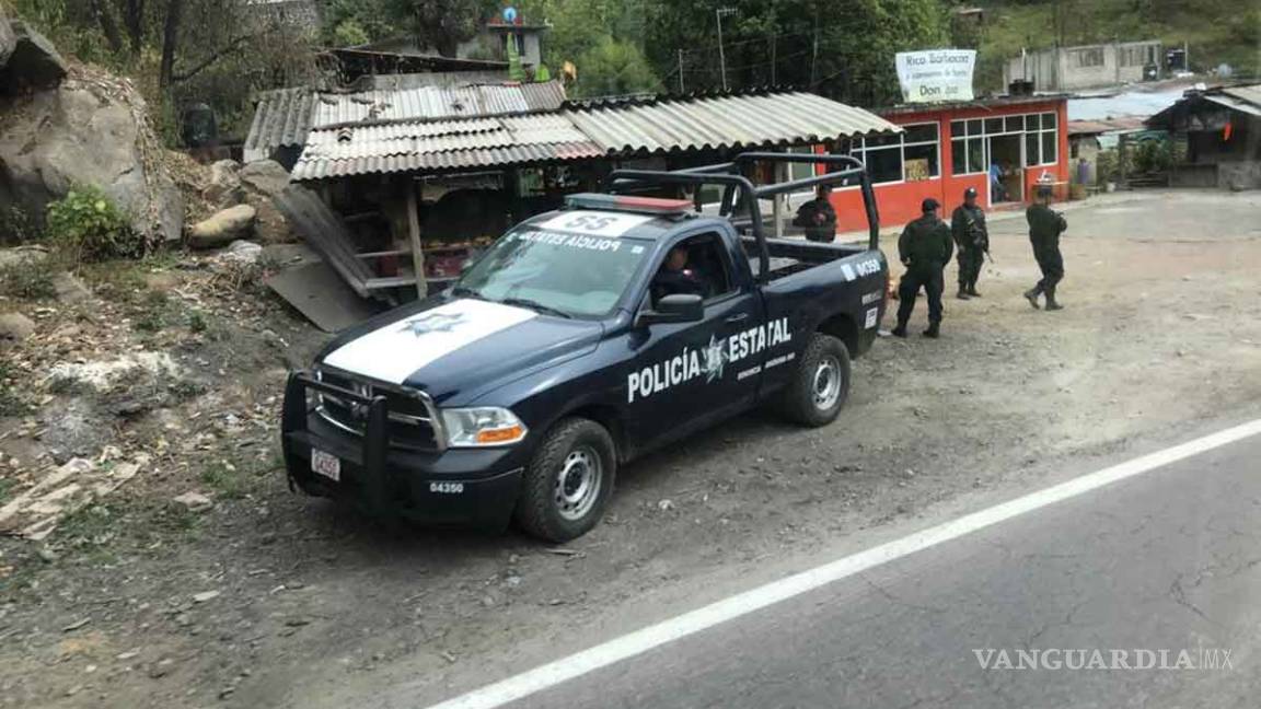 Camino a 'Tierra Caliente' refuerzan seguridad de López Obrador