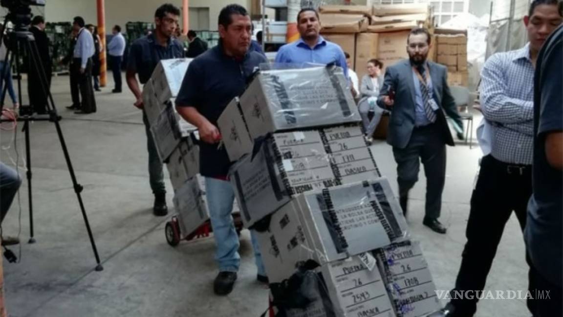 Trasladan paquetes de elección de Puebla a CDMX para el conteo 'voto por voto'