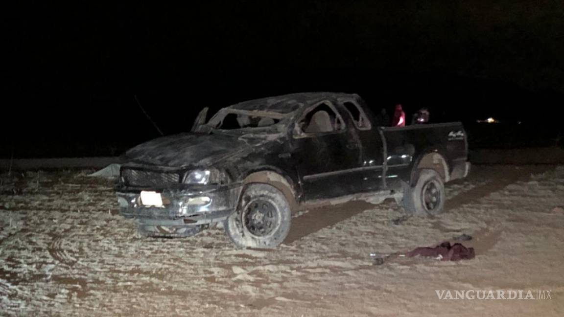 Vuelcan en camioneta; fallecen dos personas de cinco, viajaban en estado de ebriedad hacia San Antonio de las Alazanas