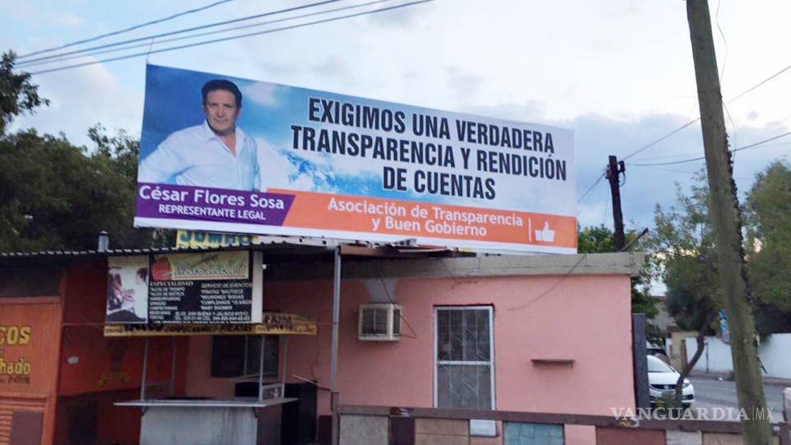 $!Clausuran espectacular de diputado que denunció al alcalde de Monclova por enriquecimiento ilícito