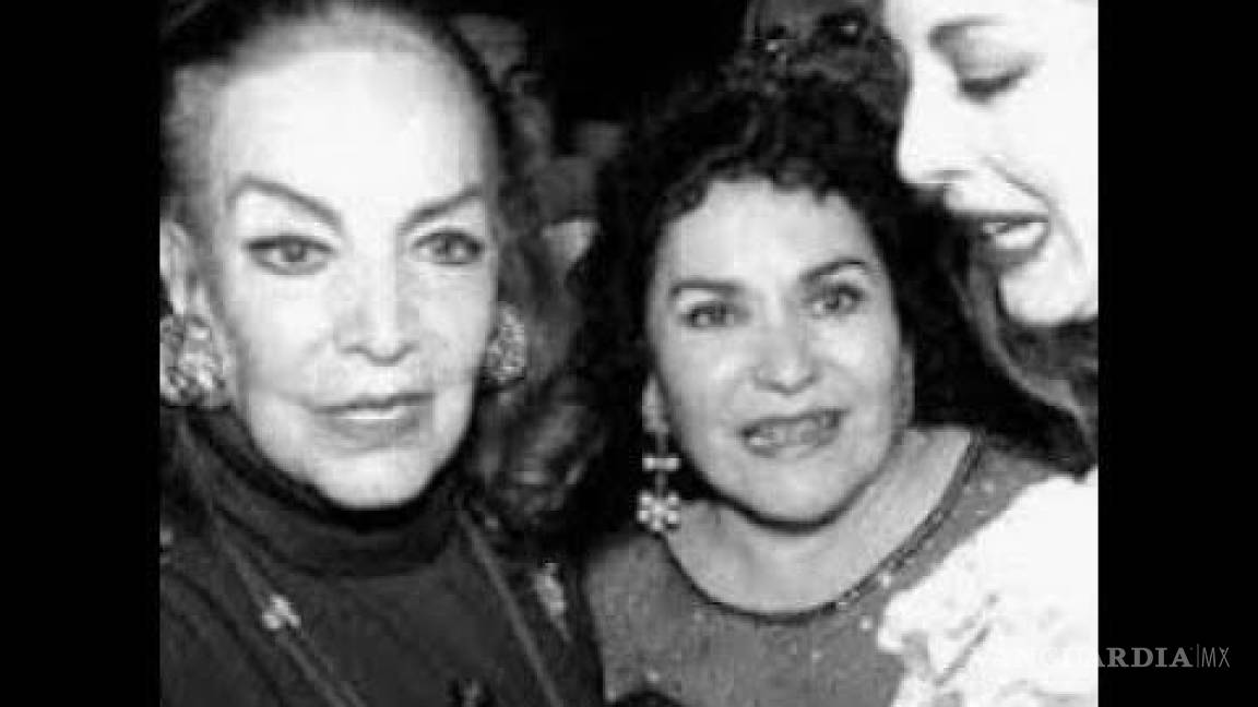 $!‘Quítame la mano no me vayas a ensuciar’... el día que María Félix humilló a Carmen Salinas (video)