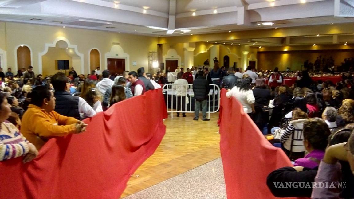 $!'Madrugan' militantes priistas para ver a José Antonio Meade en Saltillo