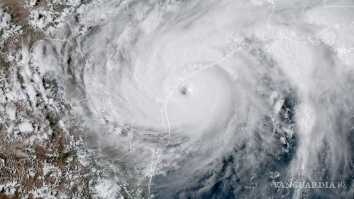 Huracán ‘Harvey’ alcanza categoría 4