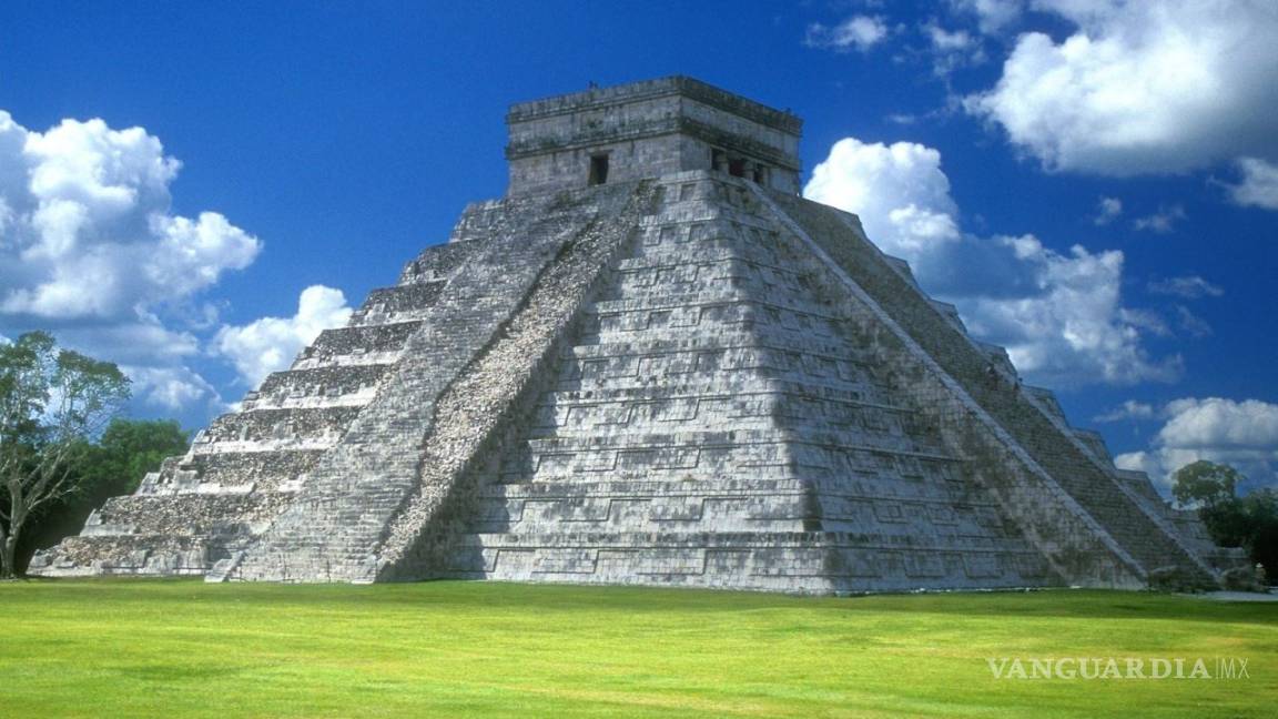 Descubren un cenote debajo de pirámide en Chichén Itzá