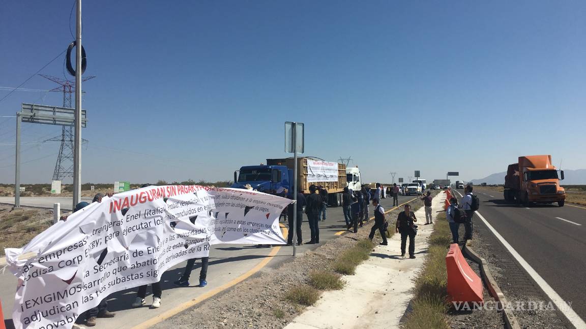 $!Cancelan inauguración de parque solar tras protestas de trabajadores en Viesca