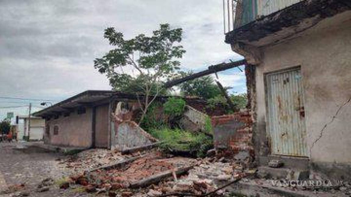 Más de 6 mil casas dañadas por sismo de 7.7