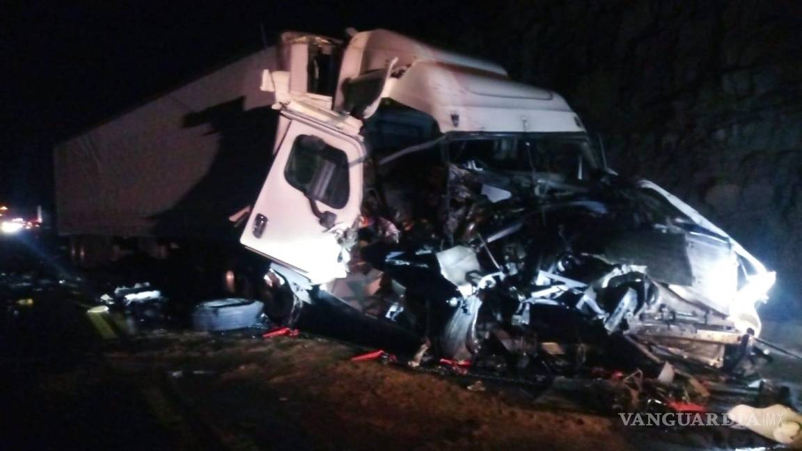 Reportan grave a hombre tras accidente en carretera de Saltillo