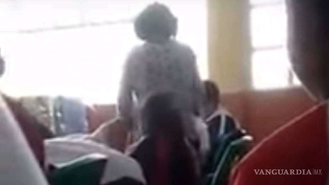 Destituyen a maestra por golpear a alumno en primaria de Texcoco