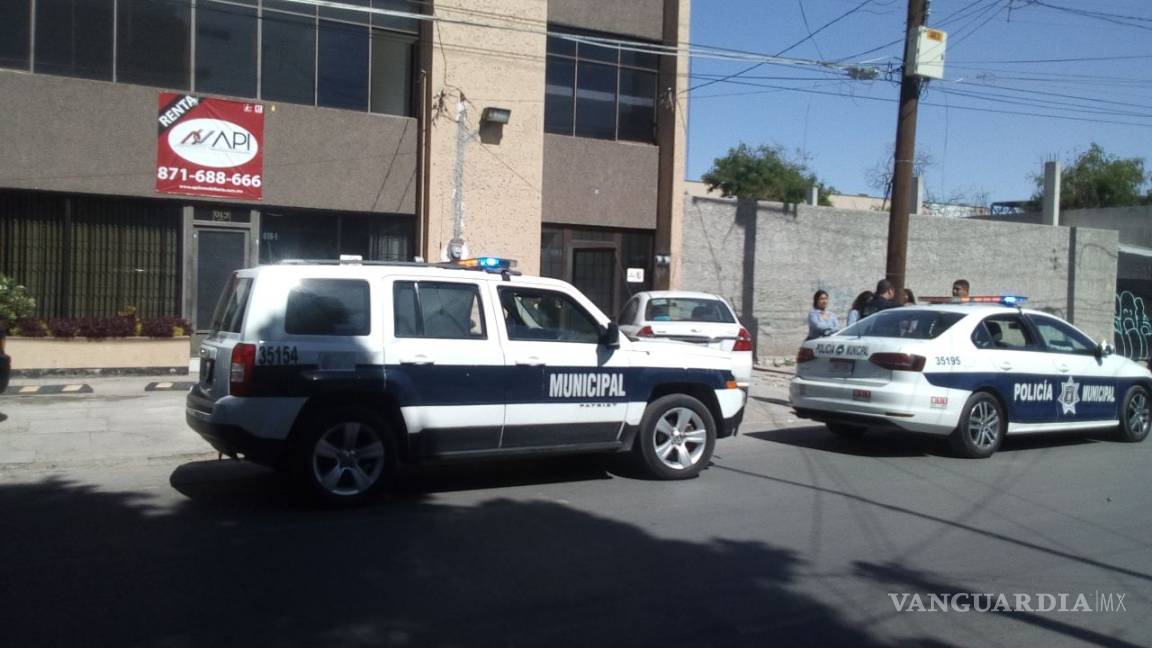 Asaltante despoja de $300 mil a empleado en Torreón