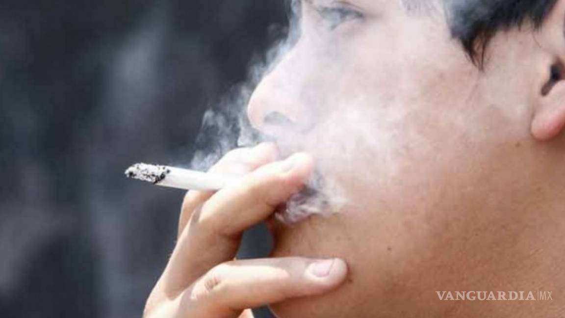 Más de 600 mil personas fuman diario en la capital, alerta OMS