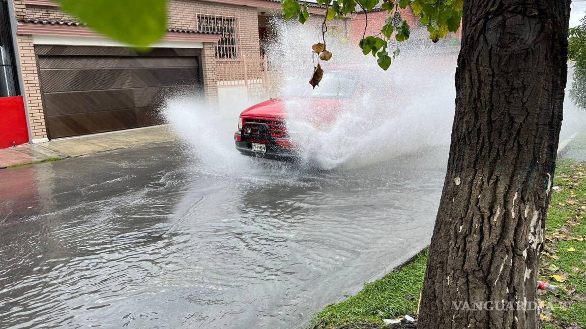 Cierran vialidades en Ramos Arizpe debido a lluvias intensas