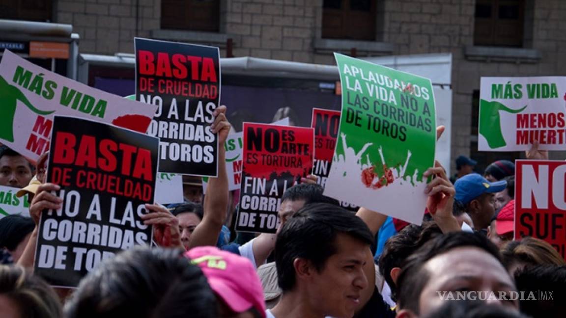 Protestan contra corridas de toros en la CDMX