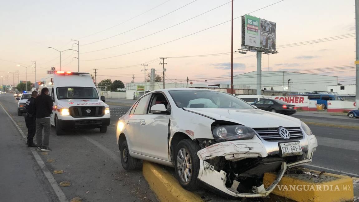 Accidente vial en Saltillo deja a persona lesionada