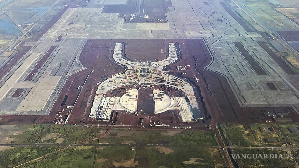 $!Congelan cuentas de empresario acusado de fraude por trabajos en NAIM