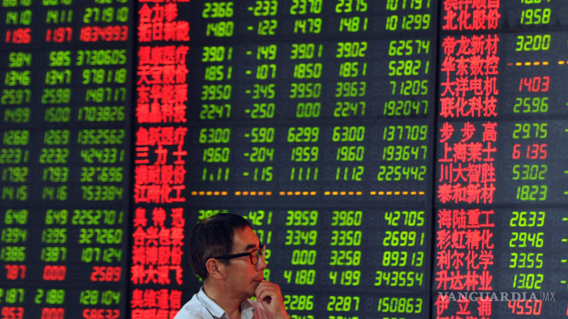 ¿Por qué se desplomaron las bolsas de valores chinas?