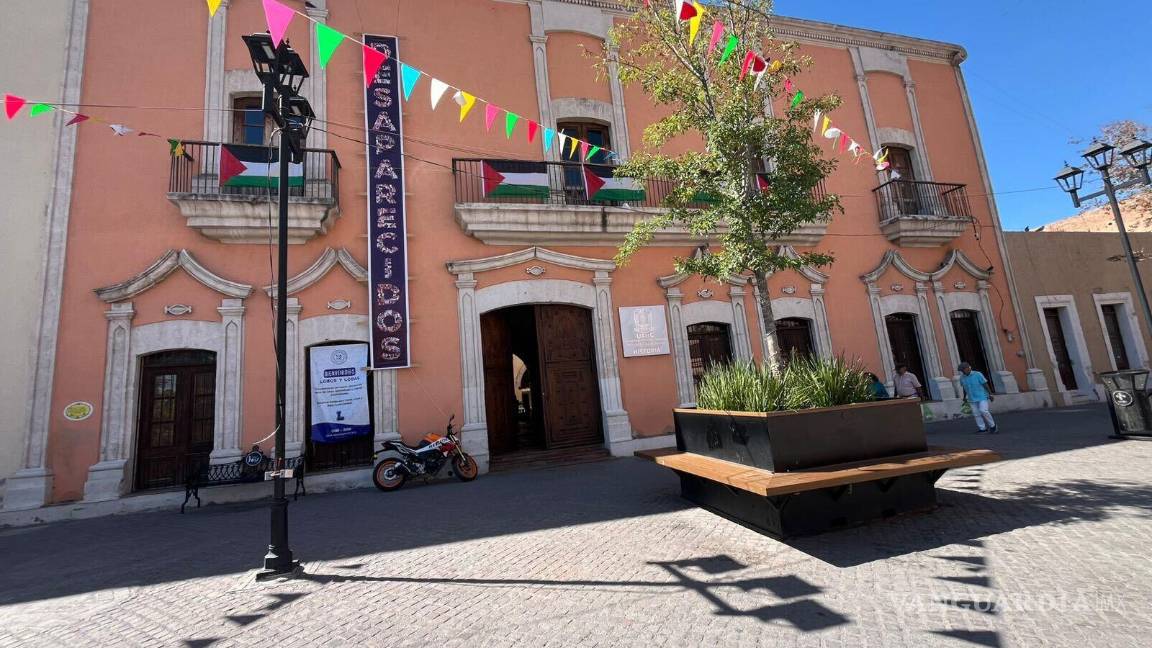 $!Estudiantes participan en la conferencia virtual sobre movimientos estudiantiles en México.