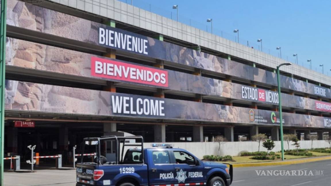 Hallan droga en paquetería de aeropuerto de Toluca
