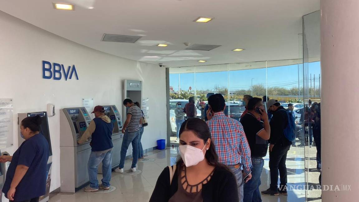 $!Clausuran en Torreón bancos por incumplir medidas de protección Covid-19
