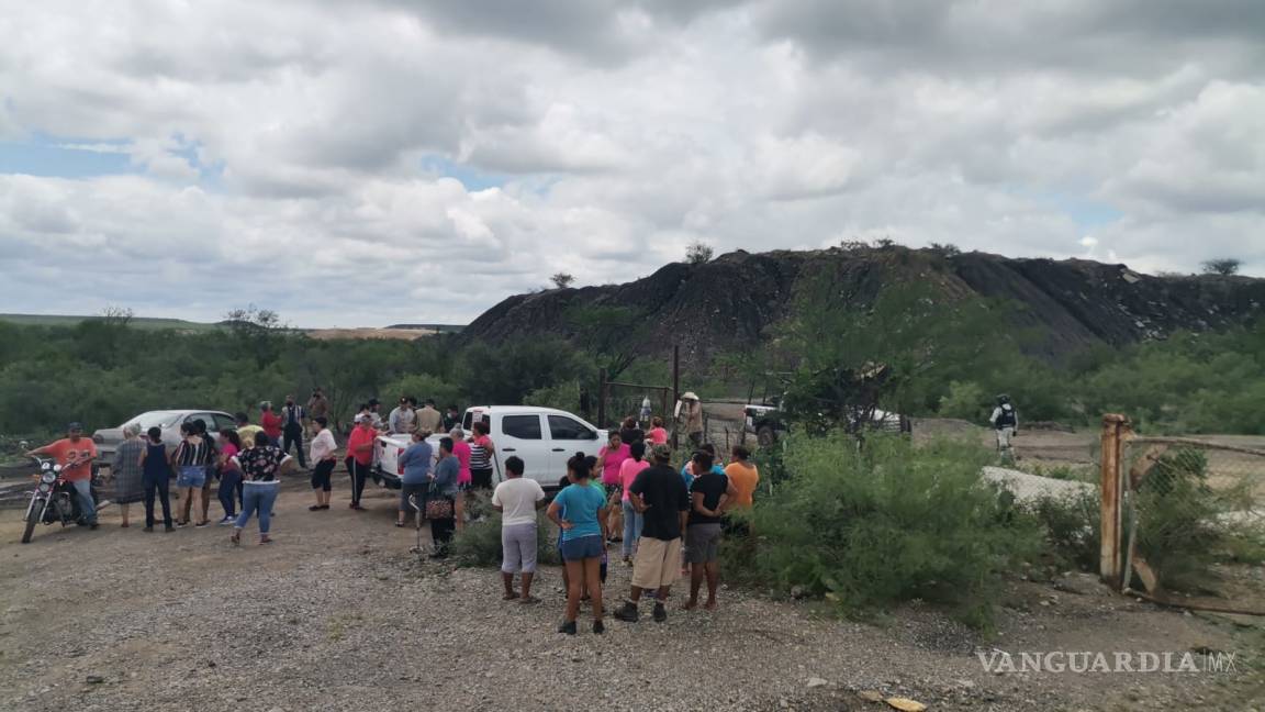 Llega ayuda a mina de Múzquiz, Coahuila; identifican a mineros atrapados