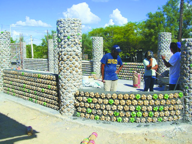 $!Las construcciones ecológicas de Andreas Froese