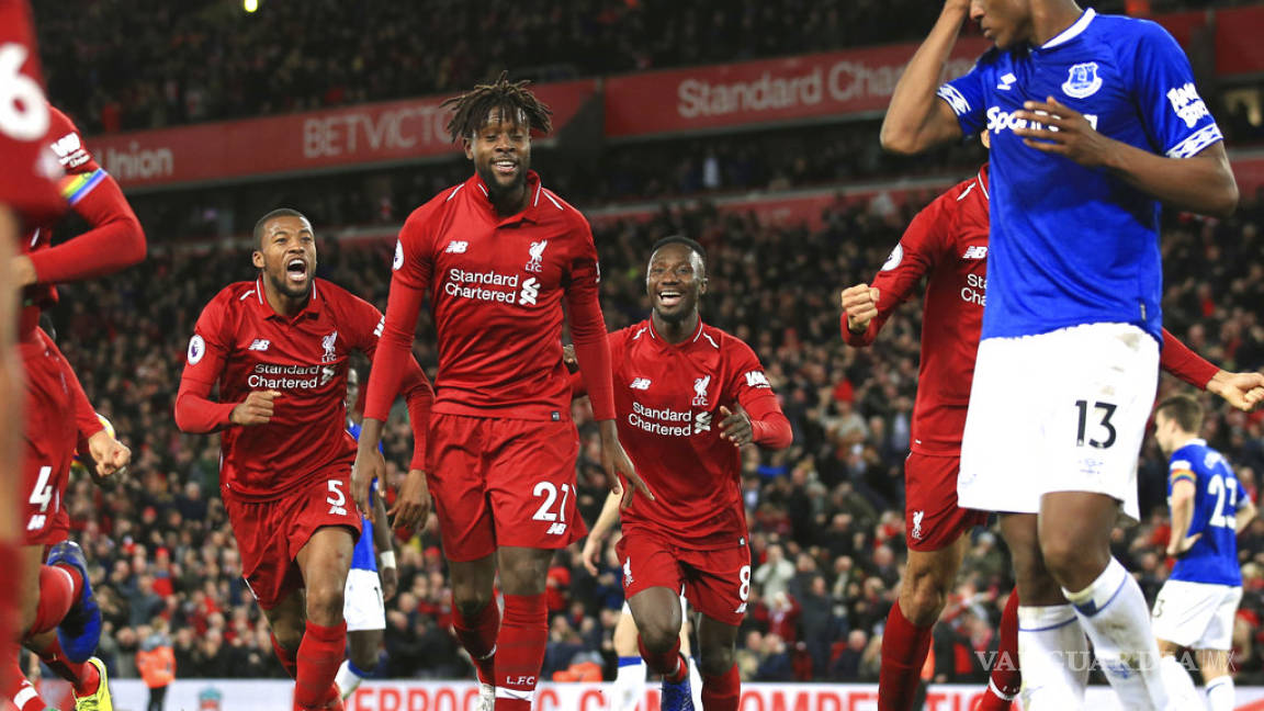 Con el gol más raro, Liverpool se lleva el Derby de Merseyside
