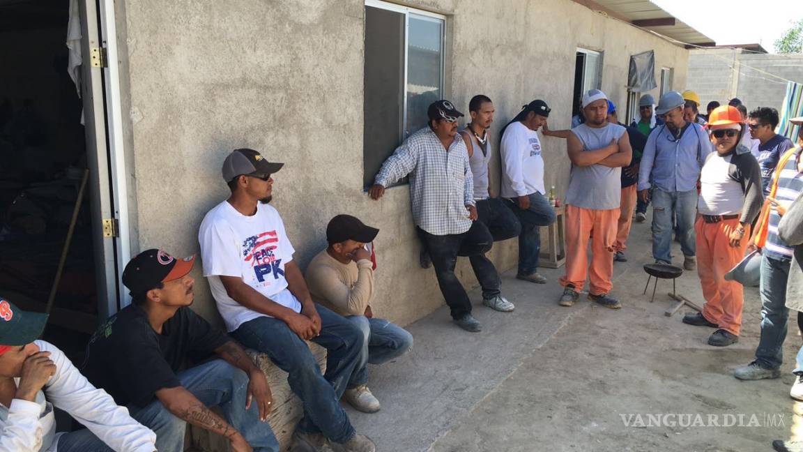 'Nos tienen como reos', trabajadores de la obra CEFERESO Coahuila