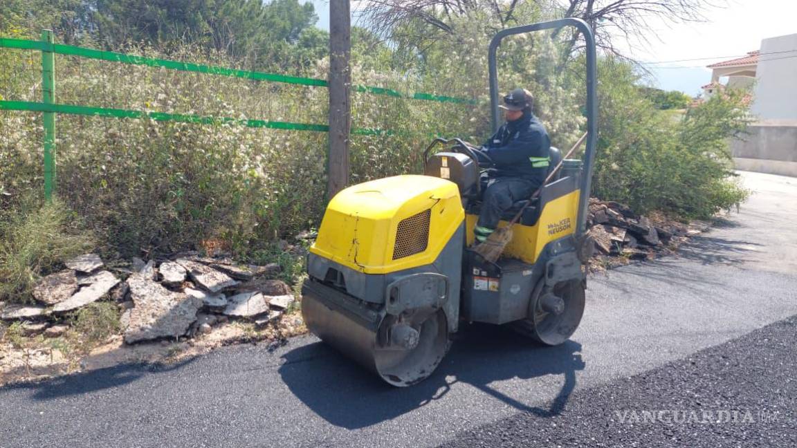 $!Gobierno municipal refuerza calles y avenidas principales para garantizar vialidades seguras