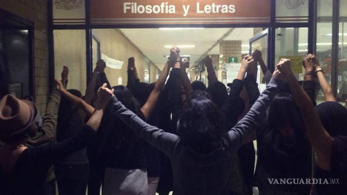 Protestan en la UNAM contra violencia de género