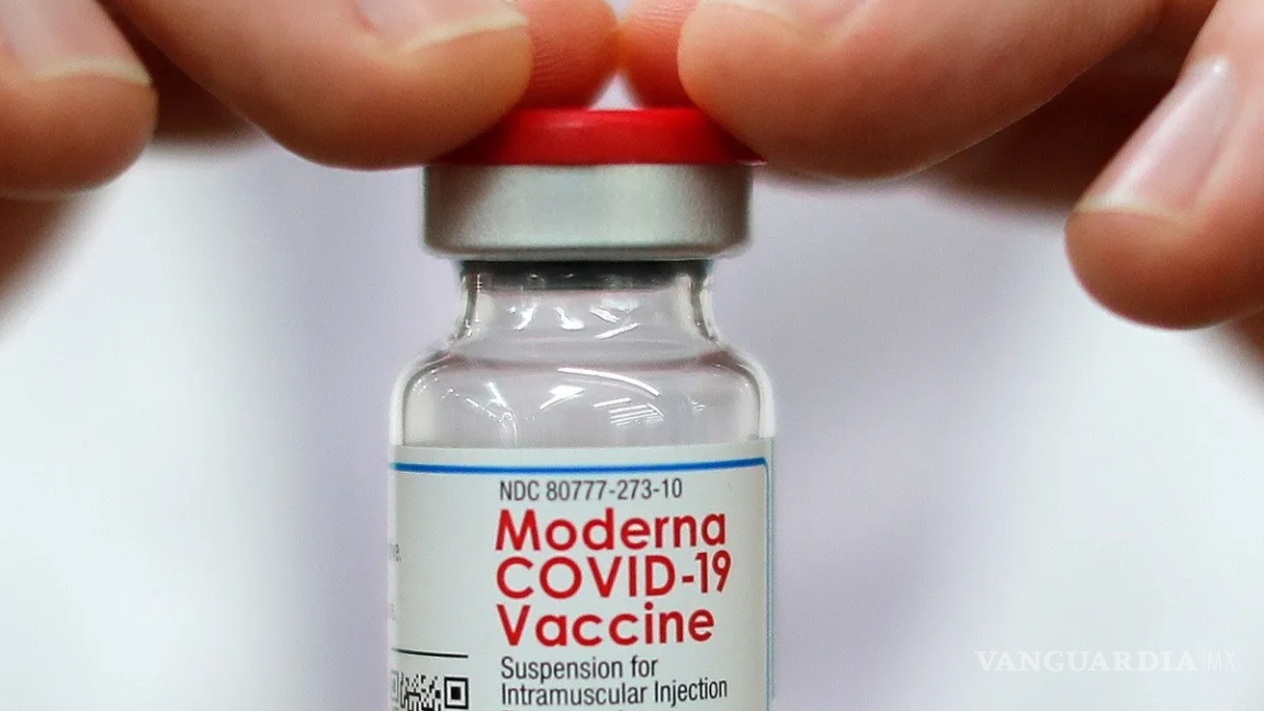 Cofepris avala vacuna anti-Covid monovalente de Moderna para su venta