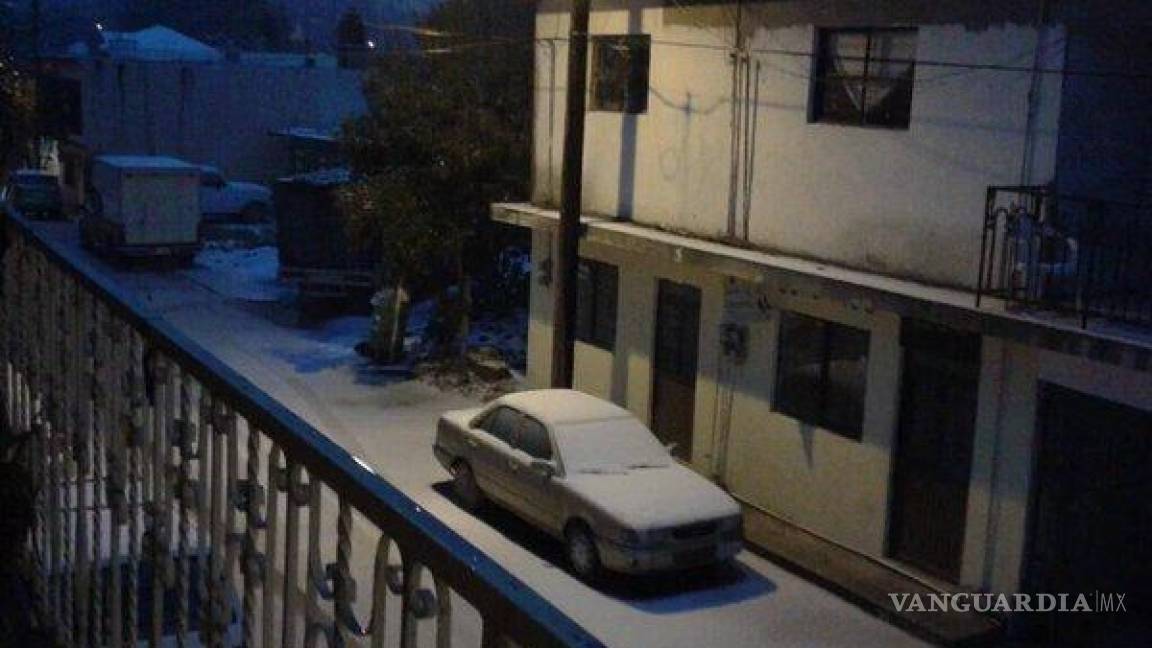 Cae nieve en Nuevo León