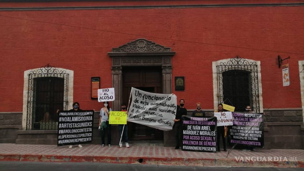 $!Artistas salen a la calle; continúa exigencia de destitución de Iván Márquez