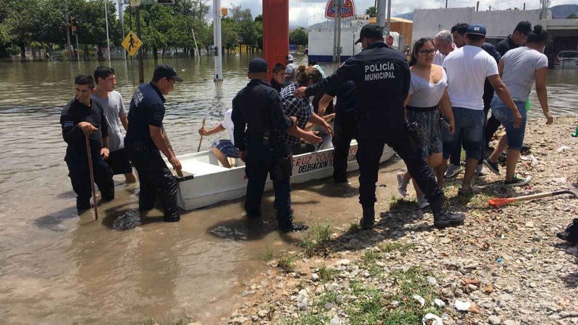 $!Se mantiene contingencia por fuertes lluvias en Torreón, Coahuila; evacúan a más de 200 familias de sus domicilios