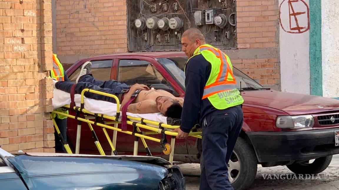 Policías frustran intento de suicidio de hombre en Zona Centro de Saltillo